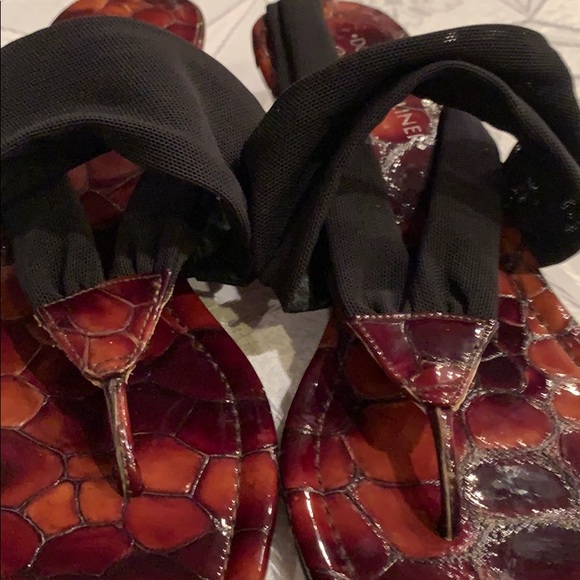 DONALD J PLENER WEDGE SANDALS - Picture 4 of 8